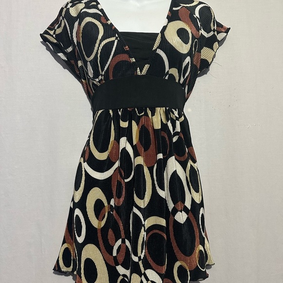 Nick & Sarah Dresses & Skirts - Stylish Black and Brown Patterned Women's Dress